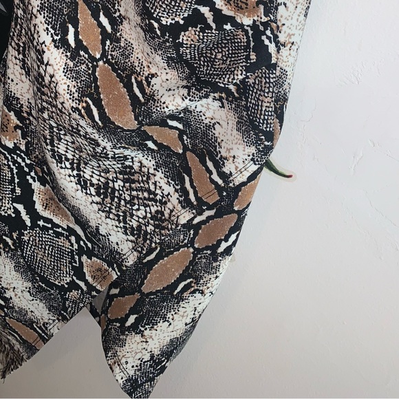 REVAMPED🤎 Snake Skin Dress. - Picture 3 of 8